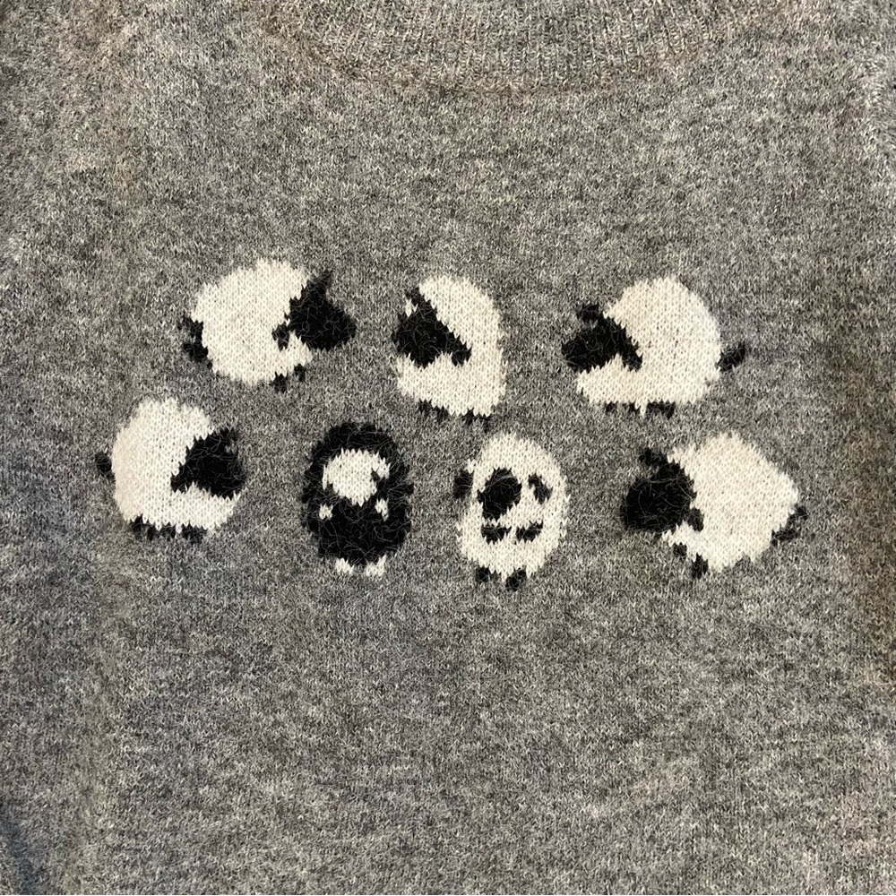 Warm Cozy Gray Sheep Sweater, 10% Wool, Oversized… - image 2